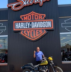 Meet your Posher, James